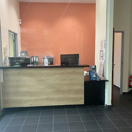 Hotel Adagio Access Marne La Vallee - Torcy 2*